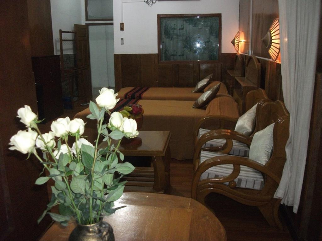 Mingalar Inn Inle Lake Esterno foto