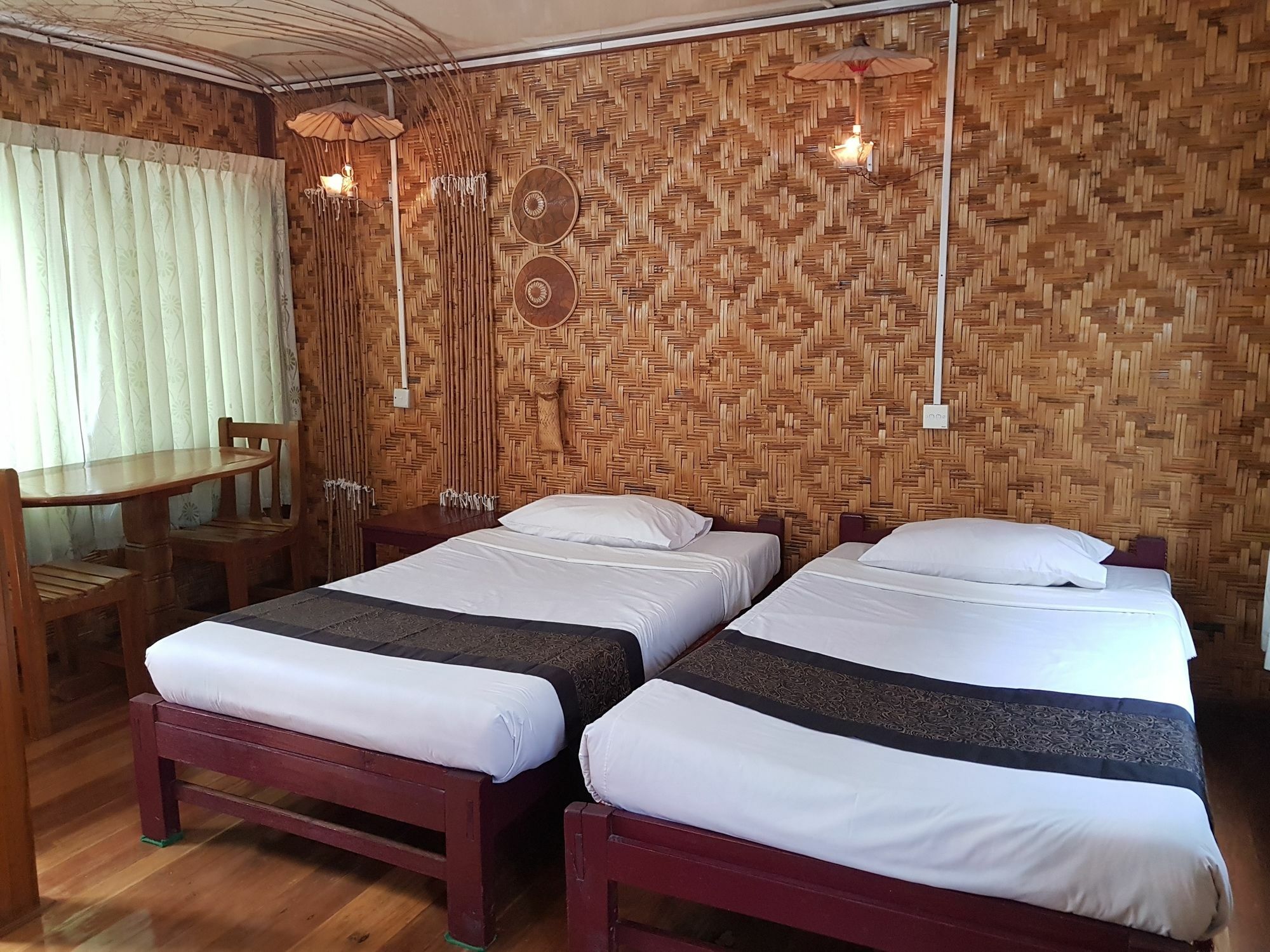 Mingalar Inn Inle Lake Esterno foto